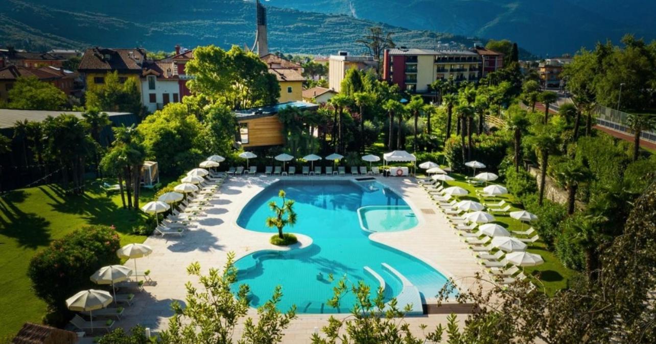 Astoria Resort Riva del Garda Eksteriør billede